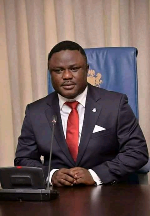 “I Have No Intention Of Defecting To Any Party” – Ayade